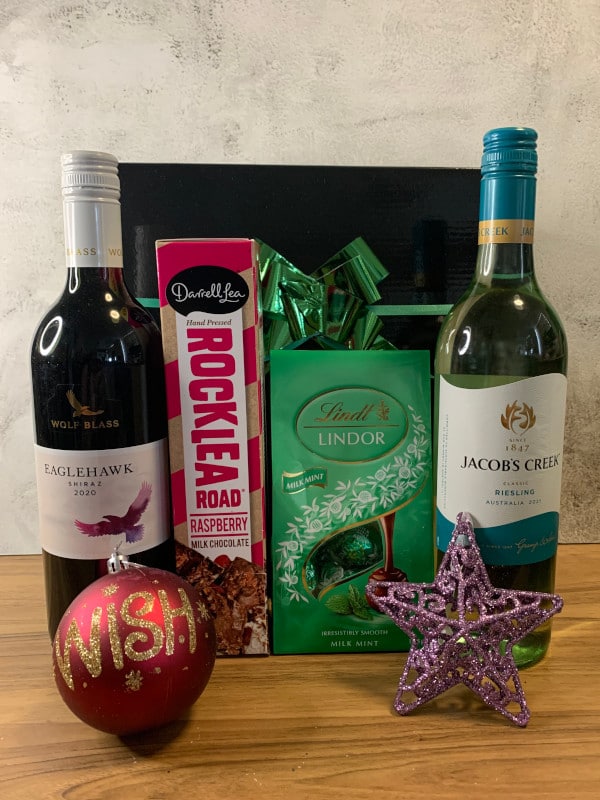 christmas wine & chocolate gift hamper