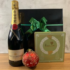 moet champagne xmas hamper