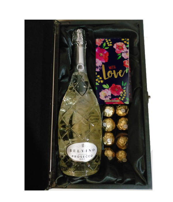 Valentine's day prosecco gift box