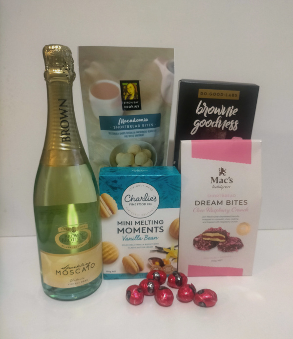 moscato easter treats gift